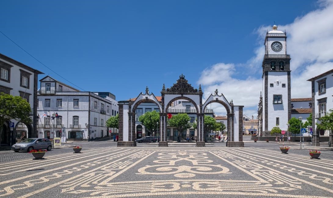 Trekking w Górach Archipelagu Azorów - Ogrody Atlantyku