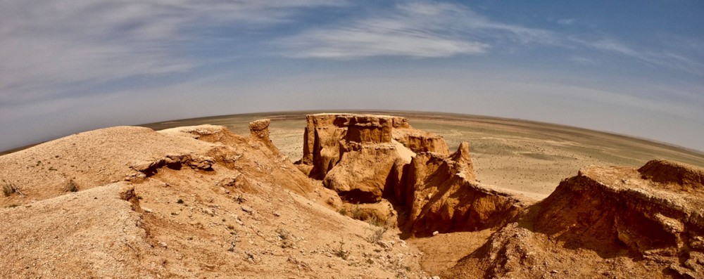 Wyprawa do Mongolii: przez mongolski step i pustynię