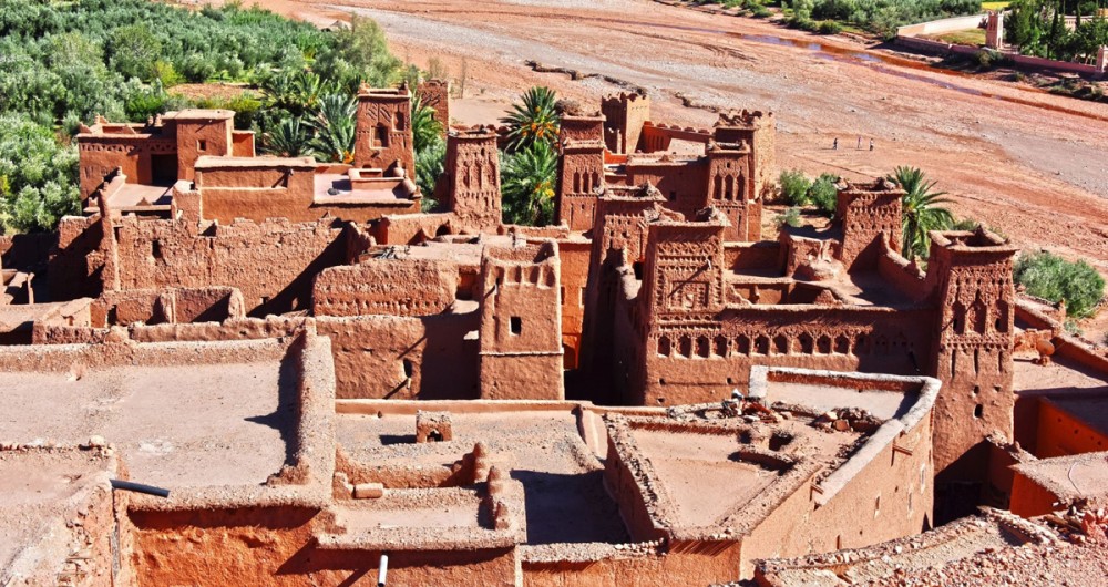 MAROKO: Kupcy i minarety Maghrebu