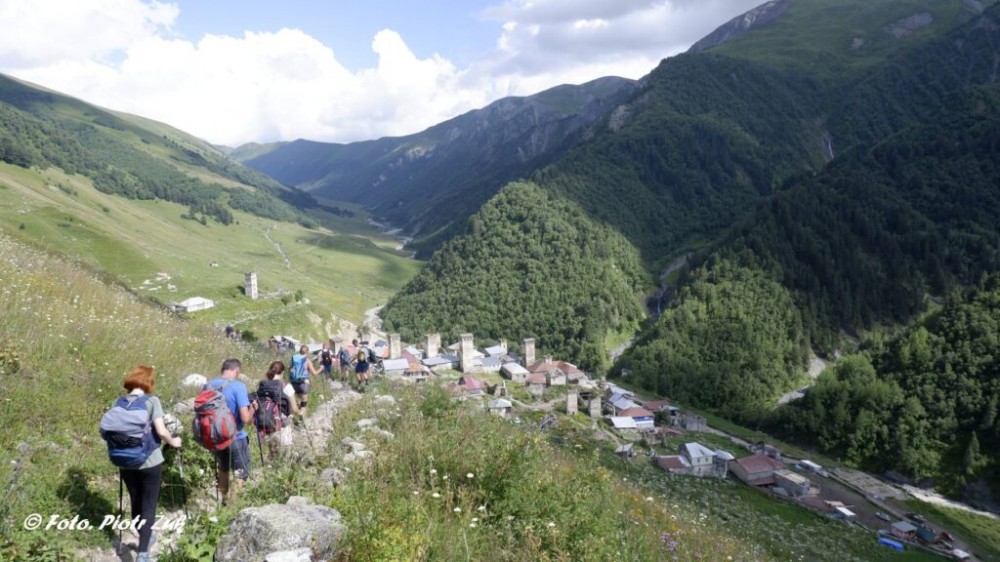 Gruzja - Swanetia, trekking u podnóża Kaukazu