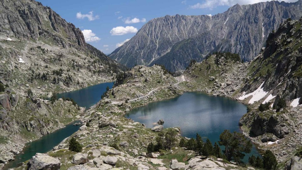 PIRENEJE w krainie tysiąca górskich jezior Andora